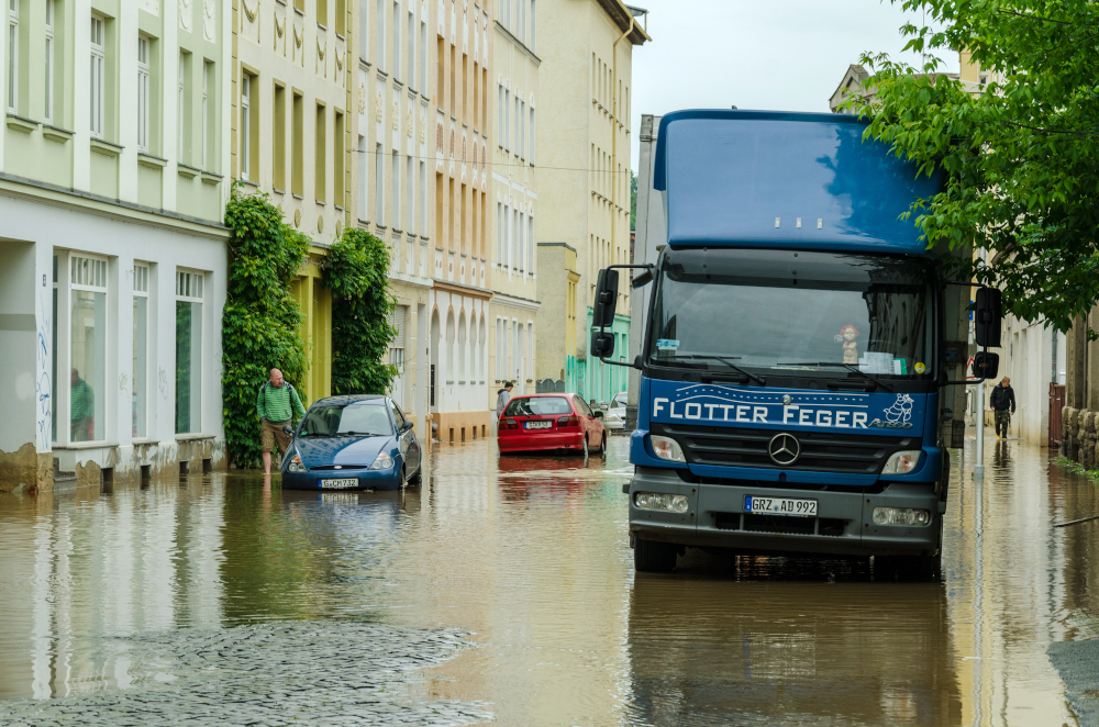 TÜV NORD-Herbsttipps - Achtung Hochwasser