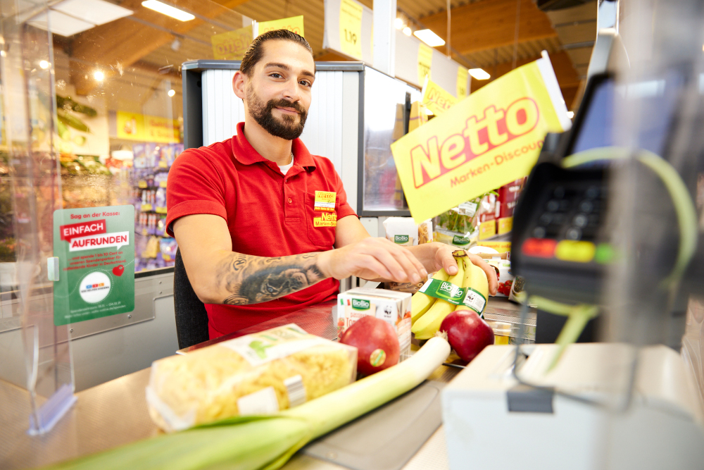 Netto unterstützt gemeinsam mit Kundinnen und Kunden die Fluthilfe