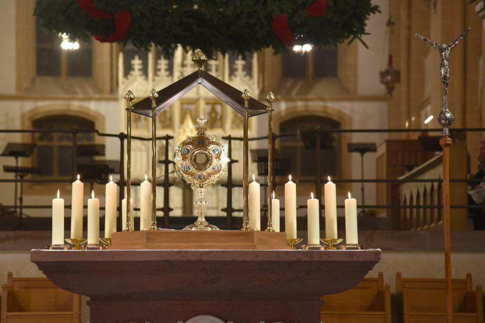 Zeitloses Gebet und ewige Anbetung