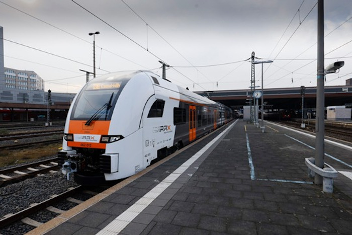 National Express bestätigt erfolgreichen Betriebsstart der Linie RE 11 (RRX)