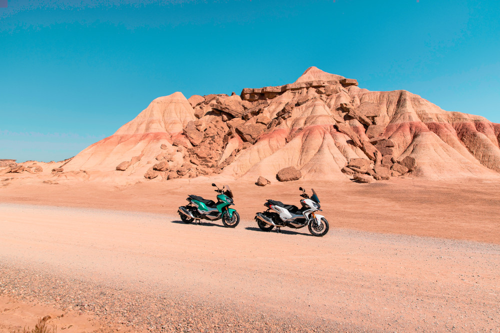 Bergauf, bergab auf dem Motorrad