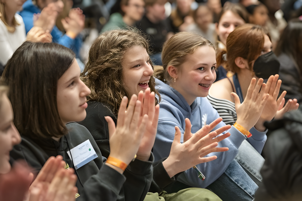 Bundespräsident und Bundesentwicklungsministerin ehren junge Menschen