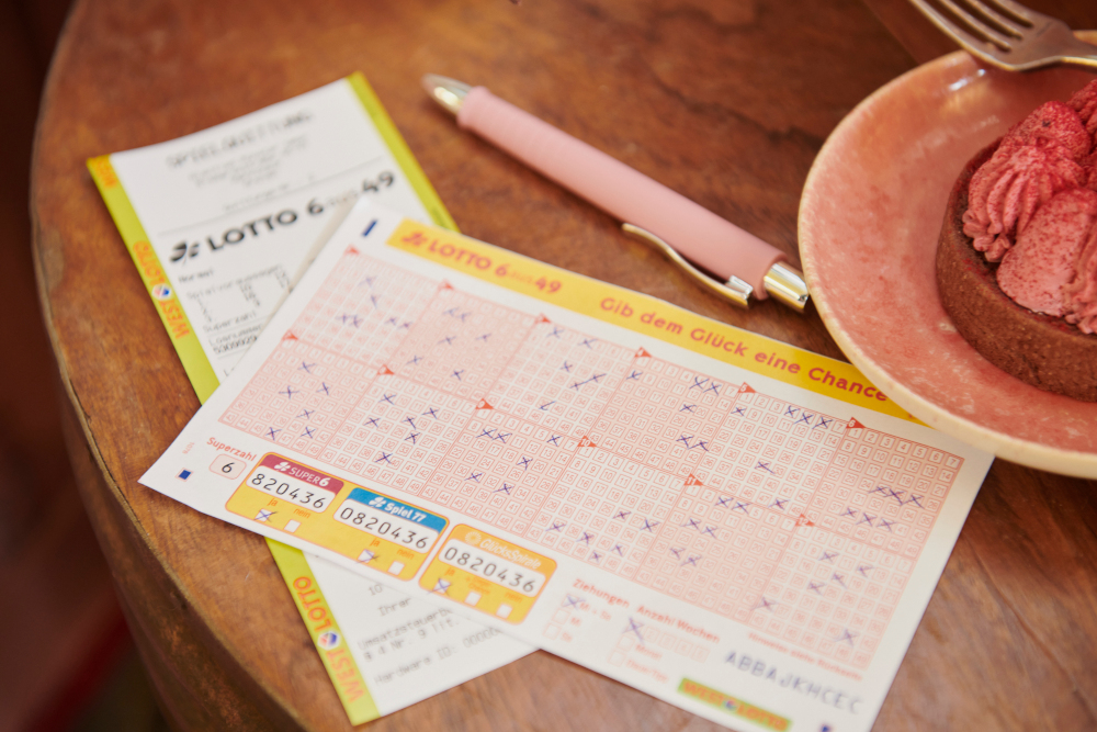 LOTTO 6aus49: Millionär im Kreis Paderborn