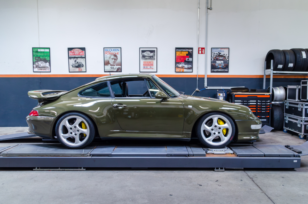 Scheunenfund in Hamburg: Grüner Porsche entpuppt sich als „Blaue Mauritius“