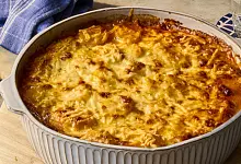 Moussaka mit Kartoffeln verbindet traditionsreiche Küche mit gesunder Vielfalt