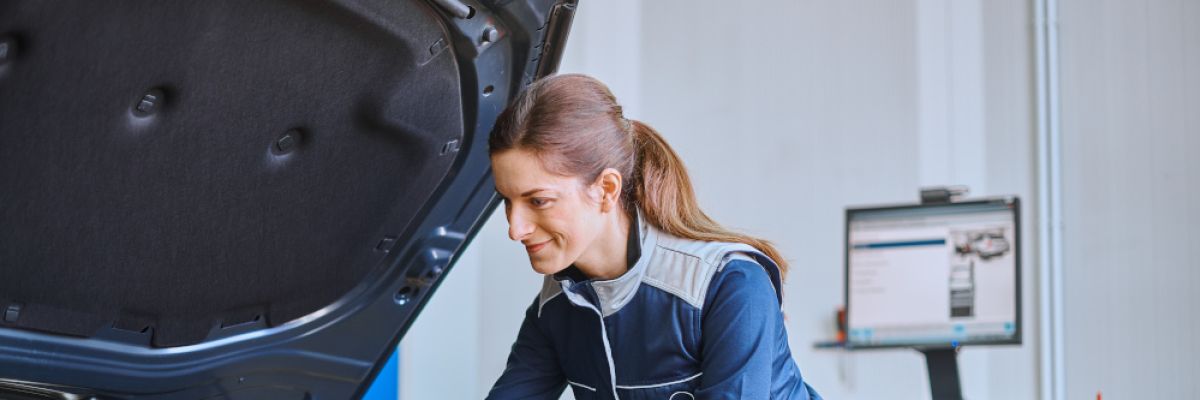 Mit der HU wird sichergestellt, dass nur Fahrzeuge am Verkehr teilnehmen, die einwandfrei funktionieren und fachlich geprüft sind