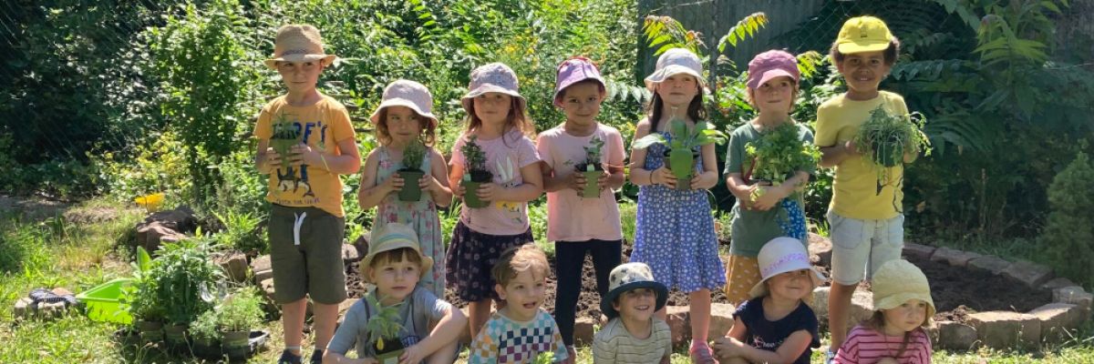 Leckere Kräuter machen glücklich