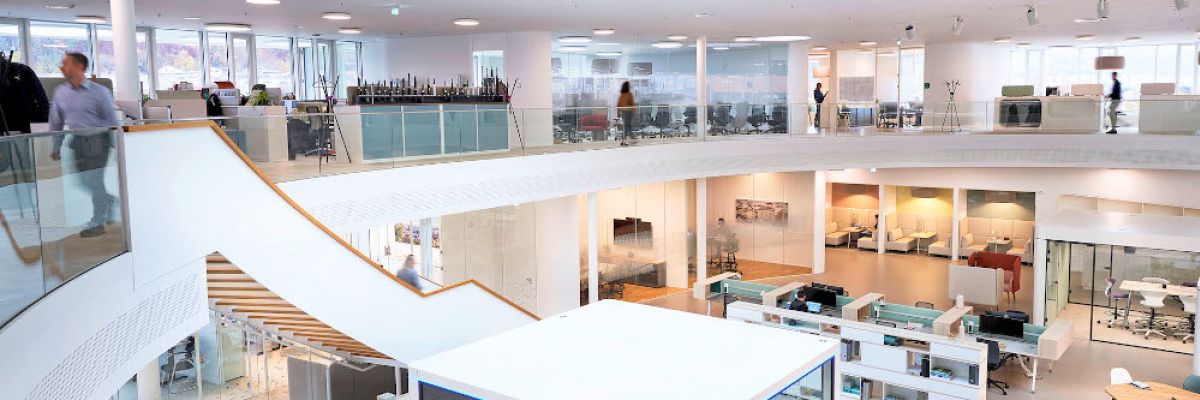   die zur Orgatec 2018 eingeführte und äußerst erfolgreiche Serie se:cube wird aufgrund starker Nachfrage nach noch größeren Einheiten um das Raum-in-Raum-System se:cube max erweitert
