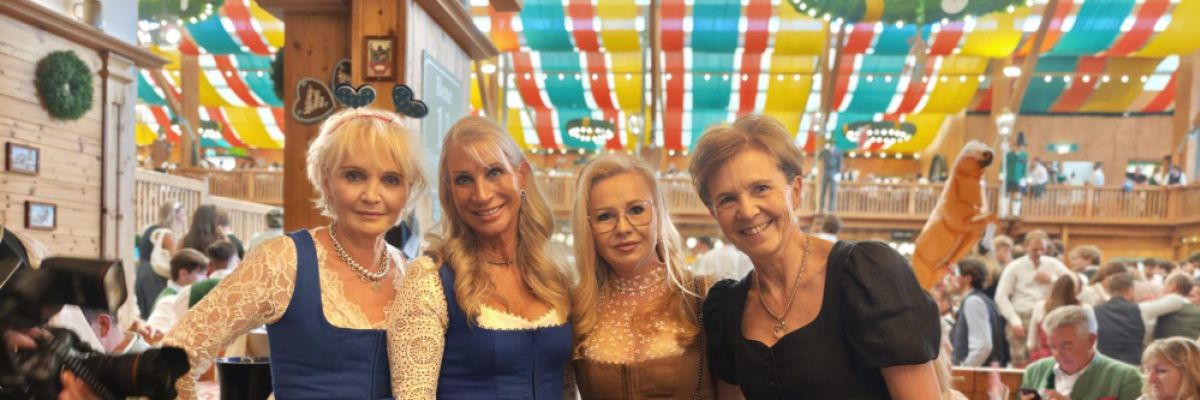 Claudia Gugger-Bessinger, Karin Baumüller-Söder, Nicole Simon, Dr. Brigitta Pallauf