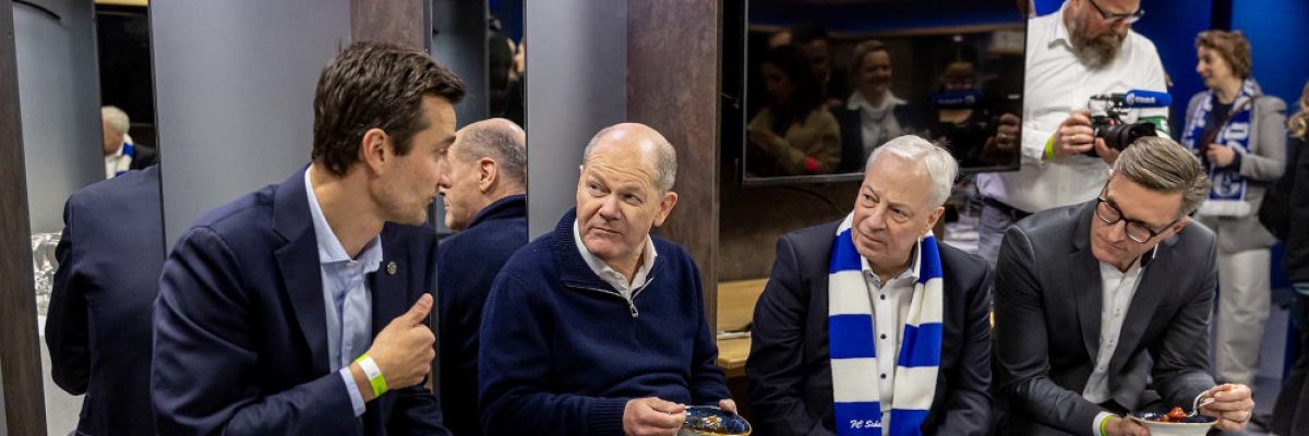 Peter Götz, Markus Töns, Olaf Scholz und Matthias Tillmann