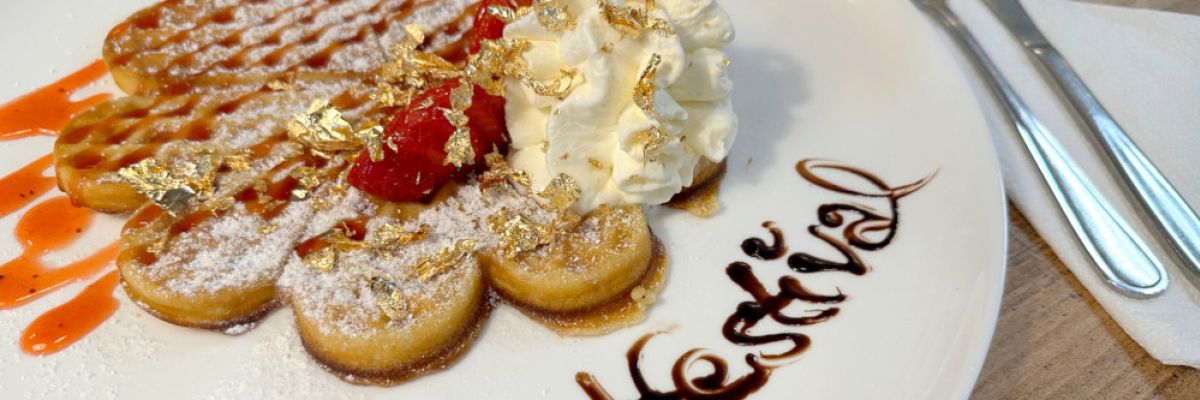 Waffel mit Blattgold