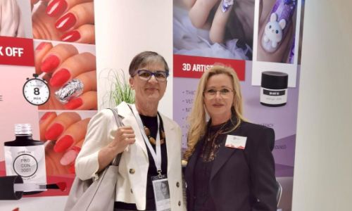 Nagelgel-Entwickler aus Mönchengladbach auf der Beauty-Messe in Italien