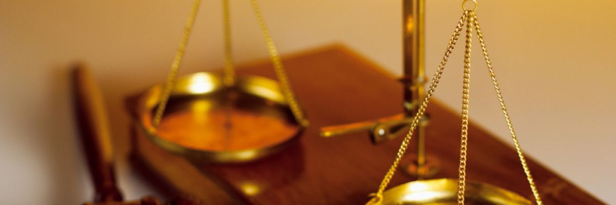 Justitia Waage