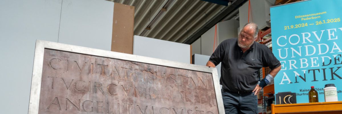 Diplom-Restaurator Matthias Rüenauver