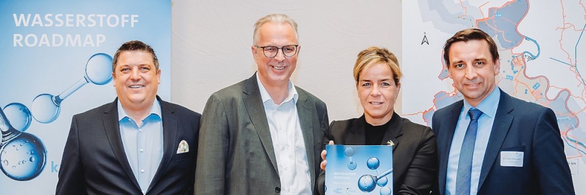 David Zülow, Dirk Brügge, Mona Neubaur und Dr. Dieter Ostermann