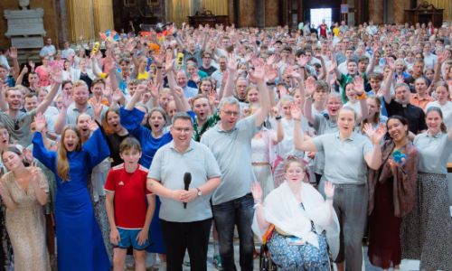 Ministranten aus dem Erzbistum Paderborn pilgern 2028 nach Rom
