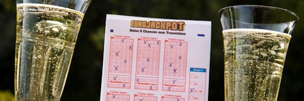 Allen Grund zu feiern hat jetzt ein Eurojackpot-Spieler aus der Slowakei. Foto: Jean-Marie Tronquet 