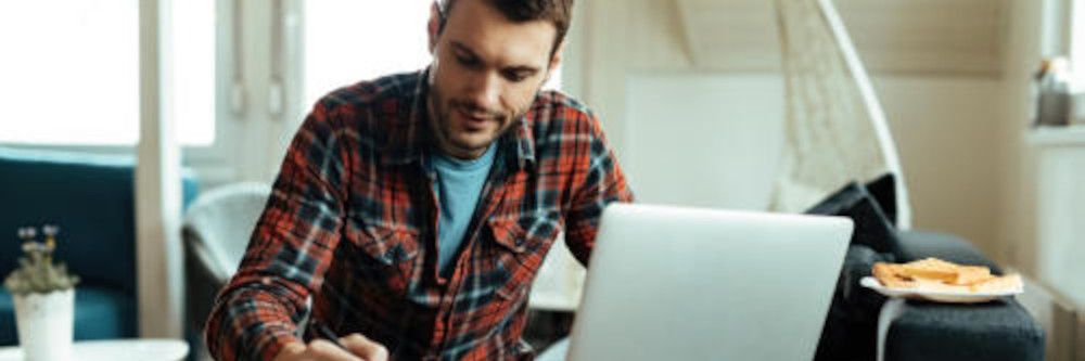 Neue Studie des F.A.Z.-Instituts: Eckert Schulen sind "Digitaler Vorreiter 2023"