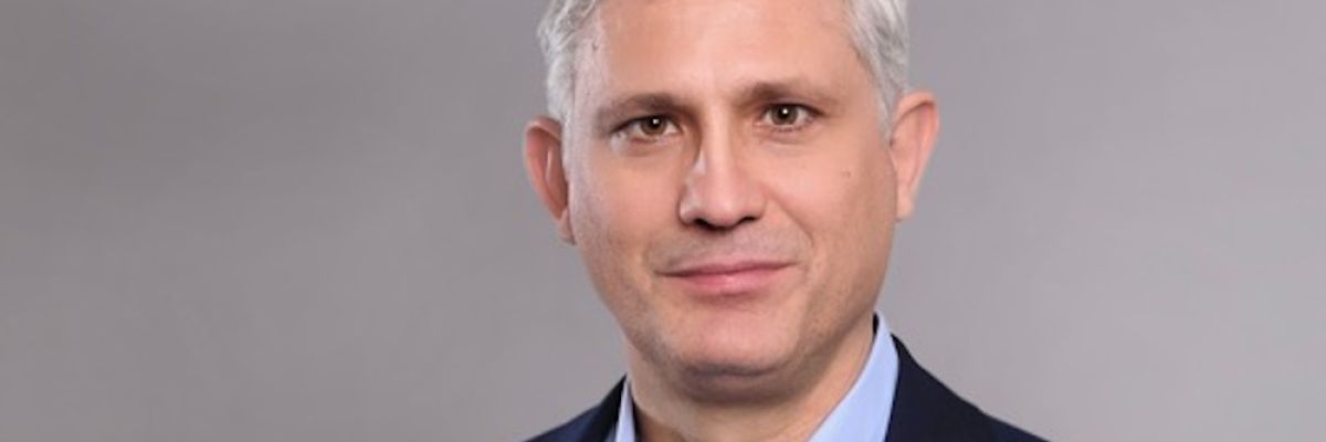 „Wir freuen uns mit Neodigital ein Unternehmen gefunden zu haben, um so branchenübergreifend digitale Kfz-Versicherungslösungen anzubieten, aber auch für uns zukünftige neue Geschäftsfelder erschließen zu können“, erläutert Markus Imle, Leiter Neue Geschäftsfelder (NG) der HUK-COBUR 