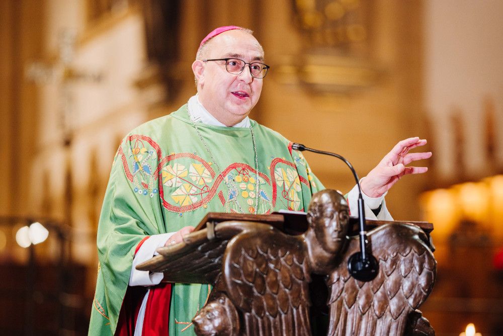 Weihbischof Dominicus fordert Zuhören statt Spalten