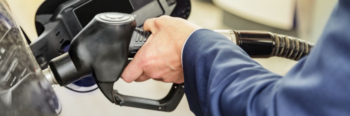 Tankvorgang ©TUEV_NORD_iStock-1224887348_Alexander-Baluev